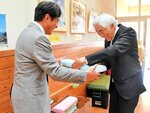 カンボジアの子供たちへ 鍵盤ハーモニカ届けたい 宮本さん(岩美) 県内小学校に提供呼びかけ