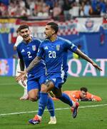 前回王者イタリア16強入り