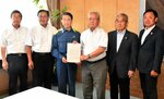 施設整備など知事に要望書 鳥取国スポ向け議連