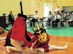 選ばれる学校へ支援注力 浜坂高同窓会4年ぶり総会 在校生の演舞披露も