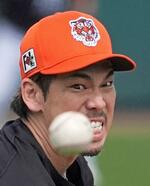 前田は3回3失点、鈴木3三振