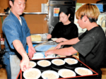 “但馬産”新そば解禁 出石、観光客ら舌鼓