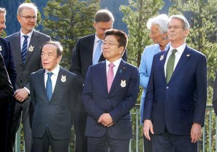 日米財務相、為替協議か