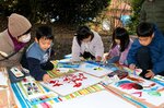 「椿の森」歩き写生を楽しむ 地元有志が観賞会企画