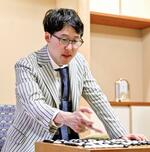 囲碁の碁聖戦、井山が先勝