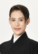 OSKトップスターに翼和希さん