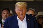 トランプ氏、極右事件矮小化