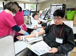 若者の献血離れ深刻 県内10-30代、10年で3割減 関係機関、啓発に注力