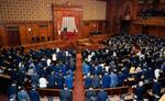 臨時国会召集、28日軸に調整