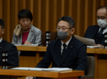 松田県議3カ月ぶり公の場に 同好会費の着服を謝罪 進退明らかにせず