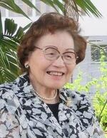 与那覇百子さん死去