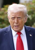 トランプ氏「貿易初合意で8日会見」