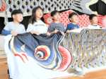 子どもたちの健やかな成長願う 倉吉市の社保育園でこいのぼり掲揚式