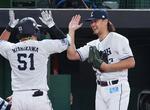 西7―1ソ(7日)