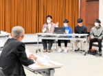 既存資源活用など町活性化施策提案 ゆりはま若者会議町長ら向け報告会