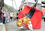 息災願い麒麟獅子舞う 新温泉・千谷 家々回り披露