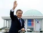 韓国の文在寅元大統領を在宅起訴