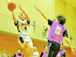 手に汗握る熱戦披露 新温泉でふれあいバスケットボール大会 麒麟のまち圏域と但馬