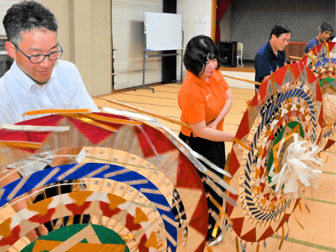 鳥取・因幡の傘踊りの祭典 ４年ぶり開催へ練習に熱 | 日本海新聞 NetNihonkai