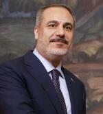 トルコ「新政権と協力」