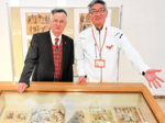 グリム兄弟協会理事長 ラウアー氏来館 わらべ館でメルヘン展開幕