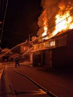 【続報】大山町御来屋で住宅など全焼 焼け跡に1遺体