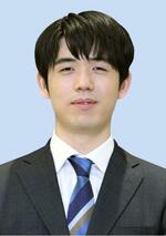 藤井聡太王将、白星スタート