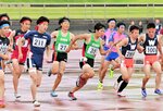 鳥取県高校総体 倉吉総産 混戦制す 女子は倉吉東(陸上400R)