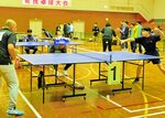 プレー通じ町民交流 新温泉でふれあい卓球大会