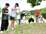 秋を心待ちにヒガンバナ植栽 上淀廃寺跡