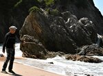 景勝地に大量ロープ 岩美・大鴨ケ磯 推定数百メートル漂着、撤去困難