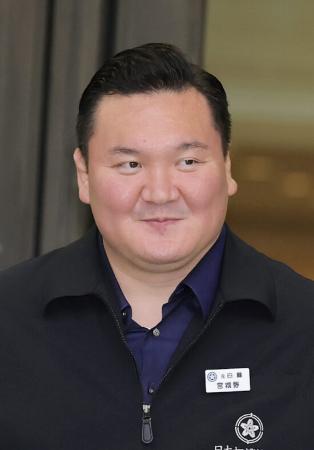 元横綱白鵬の宮城野親方が退職