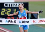 エデサ連覇、23歳の小林が2位