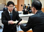 エキスパート教員に12人 優れた教育実践、認定証授与