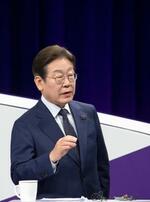 野党李氏が「中道」訴え独走