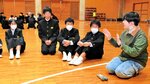 人生選択の心構え語る 芸文観光大生、中学生と進路考える交流会