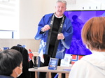ノルウェーサバ特徴学ぶ 親子向け勉強会 大使館参事官が説明