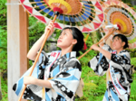 鈴の音に願いのせ しゃんしゃん祭関係者が成功祈願