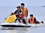 シーズン前に水難救助訓練 岩美町など離岸流を想定