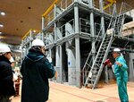 発電の仕組み理解を深める 鳥大学生ら設備見学