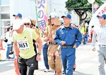 走りながら「火の用心」 美方広域消防職員 業務姿で啓発活動
