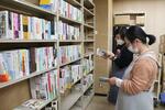 書店減食い止めろ、県立図書館「鳥取方式」