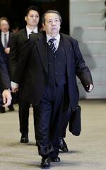 総務相、フジ問題「情勢見守る」