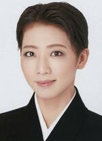 宝塚星組トップが来夏退団へ