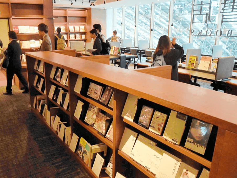 快適な空間多彩に活用 「シェアラウンジ」開設 梅田蔦屋書店 | 大阪日