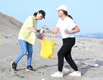 ジョギングしながらごみ拾い プロギングで砂丘保全 女性2人が提案、毎月開催へ