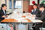 効率的な読み方や新聞の活用法学ぶ 県農業共済組合本所
