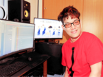 「迫力あり、かっこいい」 井谷さん(倉吉)、人気漫画トレカのCM音楽制作