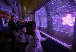 「のと鉄道」被災トンネルに光