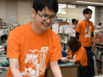 「心は熱く、仕事は涼しく快適に」 北栄町職員らがコナンTシャツで業務